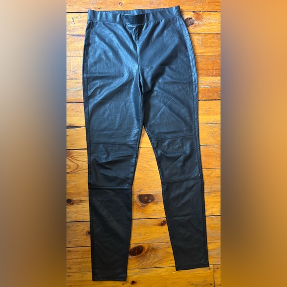 Splendid Faux Leather Black Full Length Fitted Silhouette Wide Waistband Size M - Picture 2 of 9